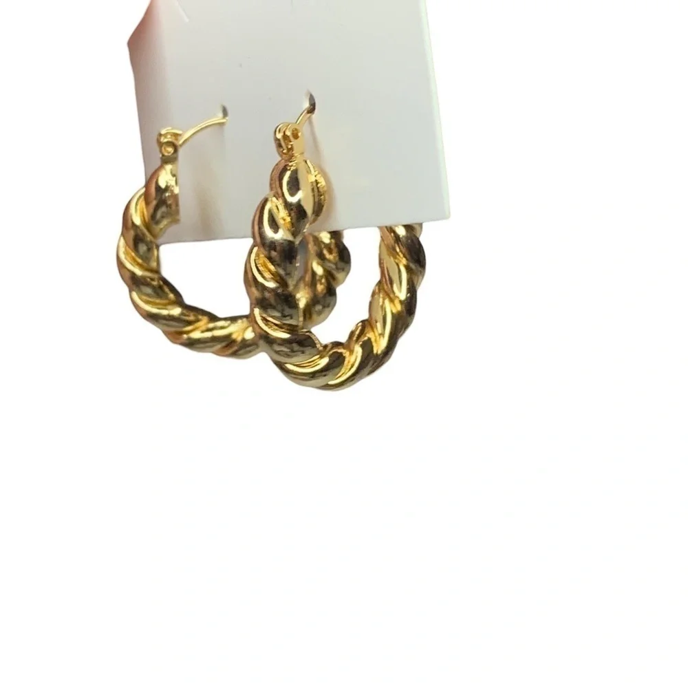 Gold hoops - Picture 2 of 4